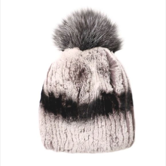 Fur Hat Beenie Style With Puff